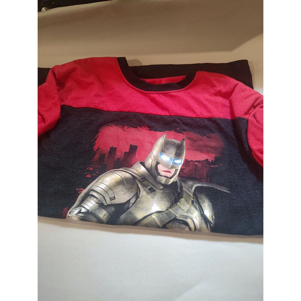 Youth XL T-Shirt (14-16) Batman V Superman Dawn of Justice T-Shirt Cartoon Tops
